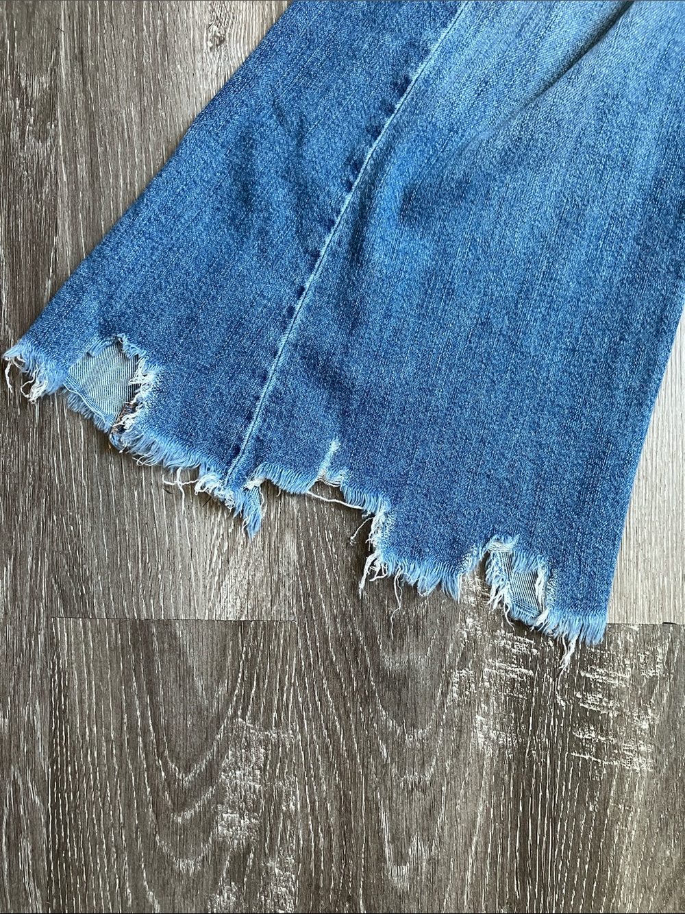 Pilcro Raw Hem Ankle Wide Leg Jeans - Picture 10 of 15